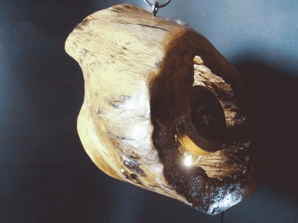 авторский ночник из цельного дерева