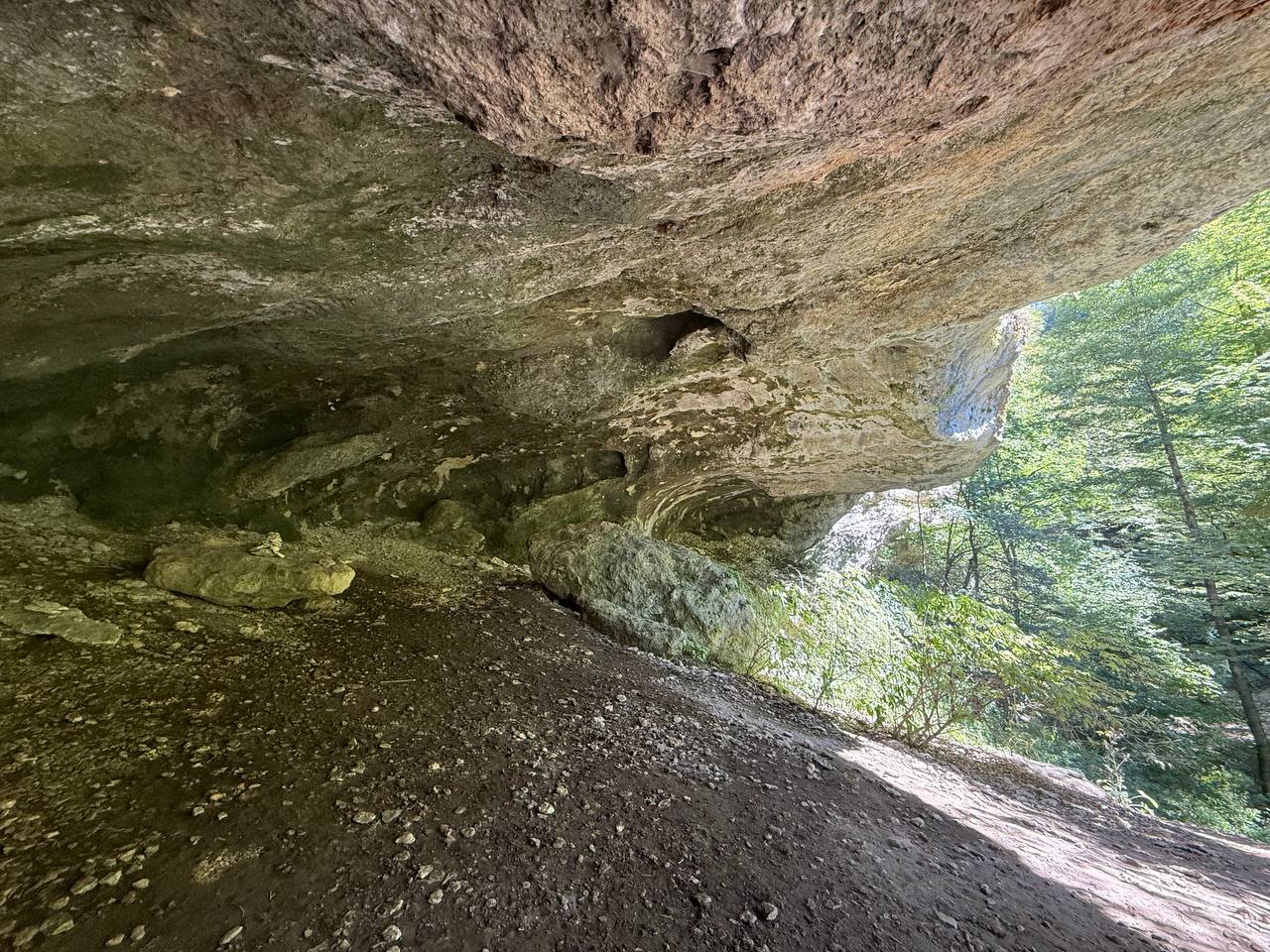 Курганы и дольмены Северного Кавказа